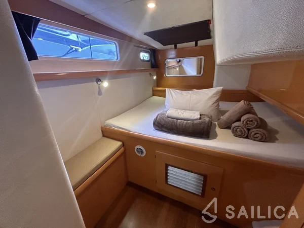 Cumberland 46 - Yacht Charter Sailica