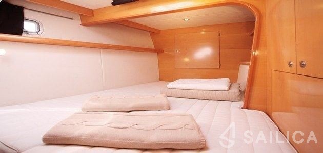 Cumberland 46 - Yacht Charter Sailica