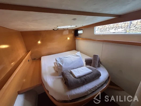 Cumberland 46 - Yacht Charter Sailica