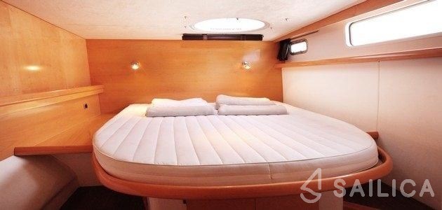 Cumberland 46 - Yacht Charter Sailica