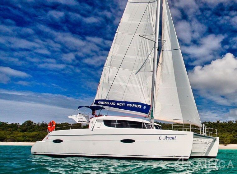Lipari 41 - Yacht Charter Sailica
