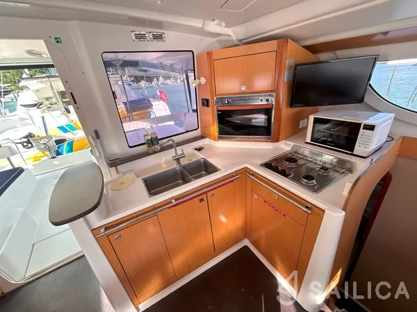 Lipari 41 - Yacht Charter Sailica