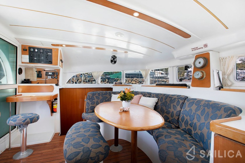 Lagoon 380 - Yacht Charter Sailica