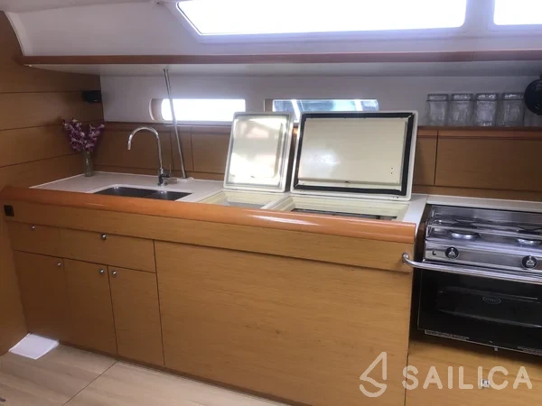 Sun Odyssey 469 - Yacht Charter Sailica