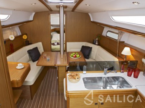 Sun Odyssey 36i - Yacht Charter Sailica