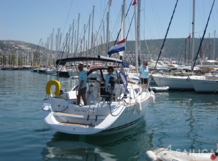 Sun Odyssey 36i - Yacht Charter Sailica
