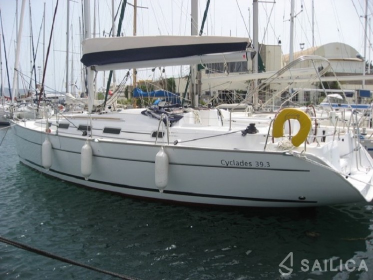 Cyclades 39.3 - Yacht Charter Sailica