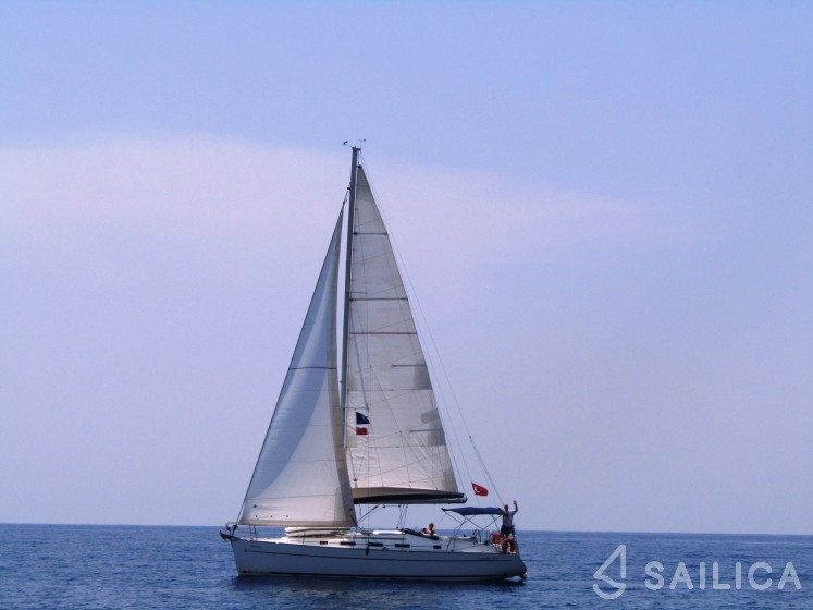 Cyclades 39.3 - Yacht Charter Sailica