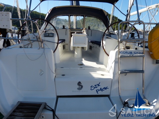 Cyclades 39.3 - Yacht Charter Sailica