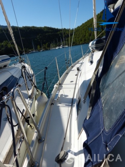 Cyclades 39.3 - Yacht Charter Sailica