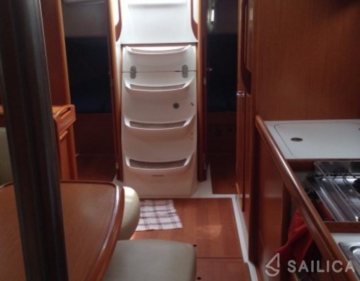Cyclades 39.3 - Yacht Charter Sailica