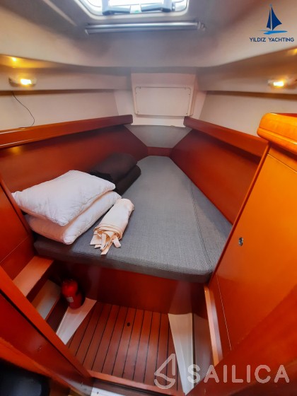 Sun Odyssey 43  - Yacht Charter Sailica