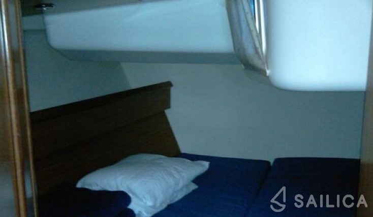 Sun Odyssey 45 - Yacht Charter Sailica