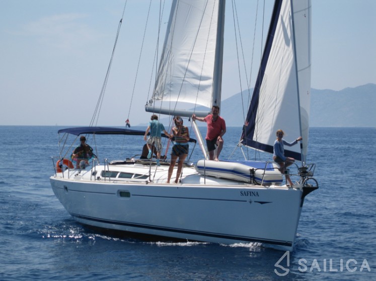 Sun Odyssey 45 - Yacht Charter Sailica