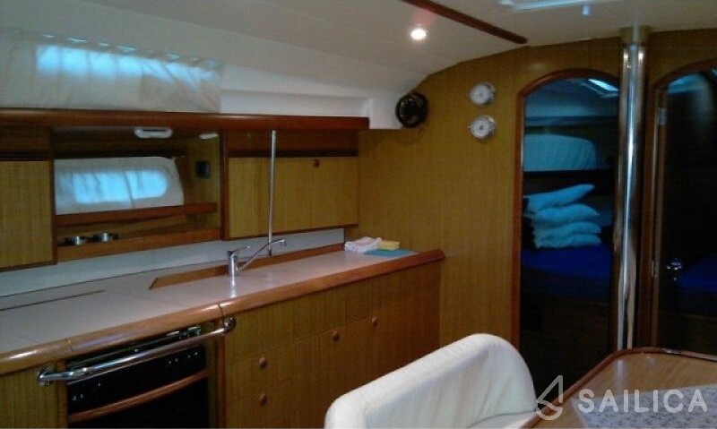 Sun Odyssey 45 - Yacht Charter Sailica