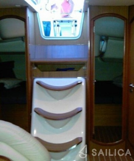Sun Odyssey 45 - Yacht Charter Sailica