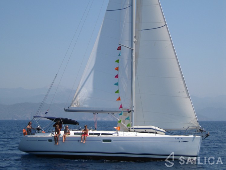 Sun Odyssey 45 - Yacht Charter Sailica
