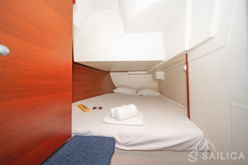 Hanse 400 - Yacht Charter Sailica