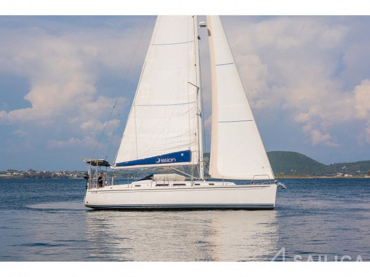 Hanse 400 - Yacht Charter Sailica