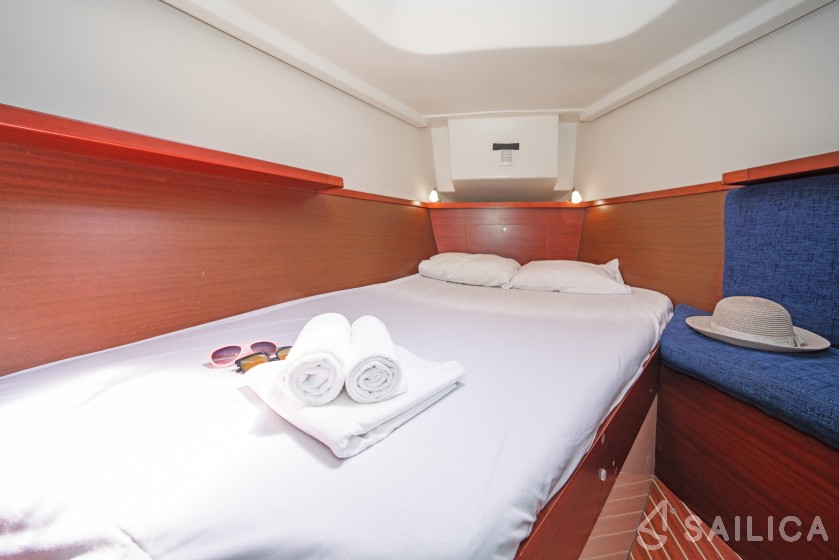 Hanse 400 - Yacht Charter Sailica