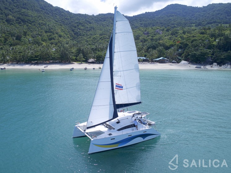 Island Spirit 410 - Yacht Charter Sailica
