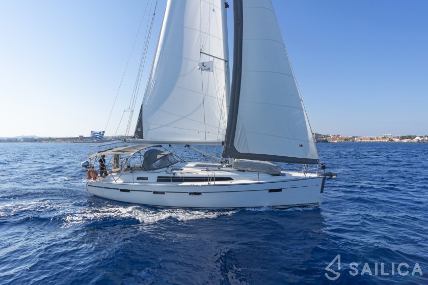 Bavaria 41 Cruiser - Yacht Charter Sailica