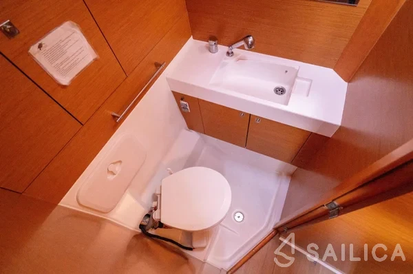 Sun Odyssey 469 - Yacht Charter Sailica