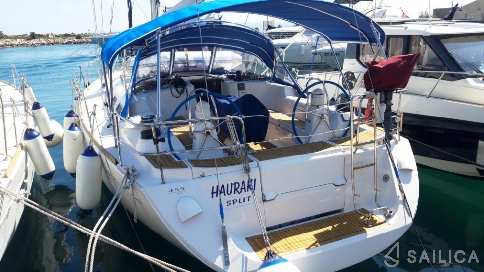 Dufour 455 Grand Large - Yacht Charter Sailica