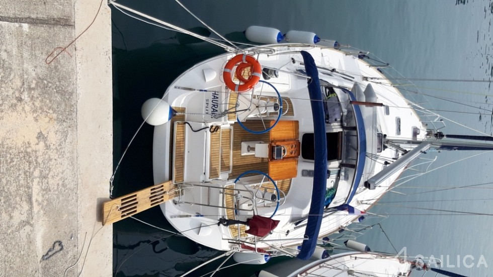Dufour 455 Grand Large - Yacht Charter Sailica