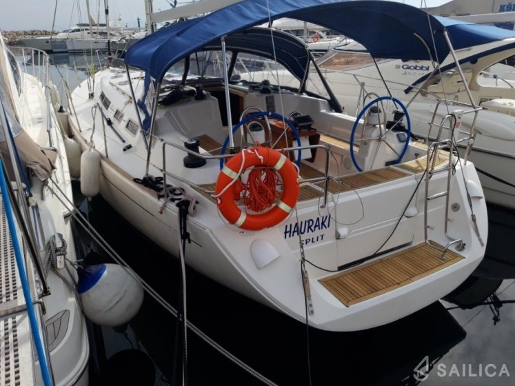 Dufour 455 Grand Large - Yacht Charter Sailica