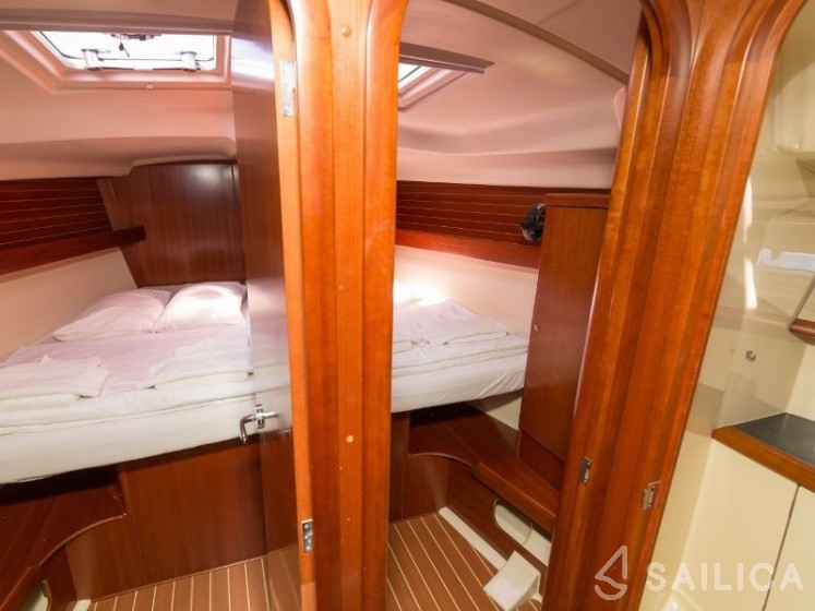 Dufour 455 Grand Large - Yacht Charter Sailica