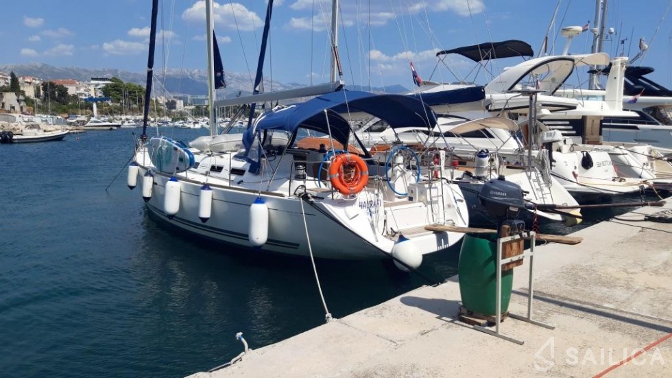 Dufour 455 Grand Large - Yacht Charter Sailica