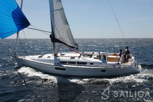 Sun Odyssey 44i - Yacht Charter Sailica
