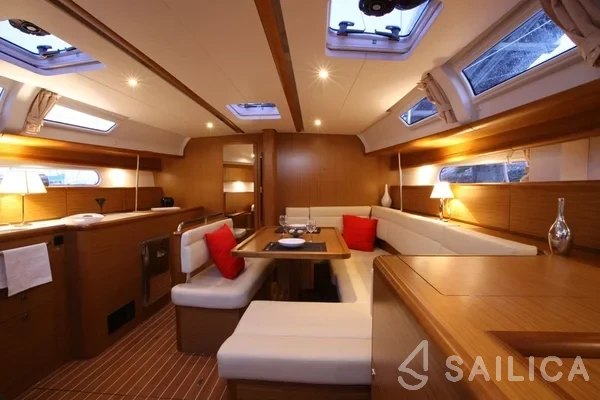 Sun Odyssey 44i - Yacht Charter Sailica