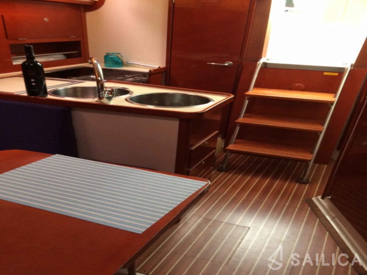 Hanse 342 - Yacht Charter Sailica