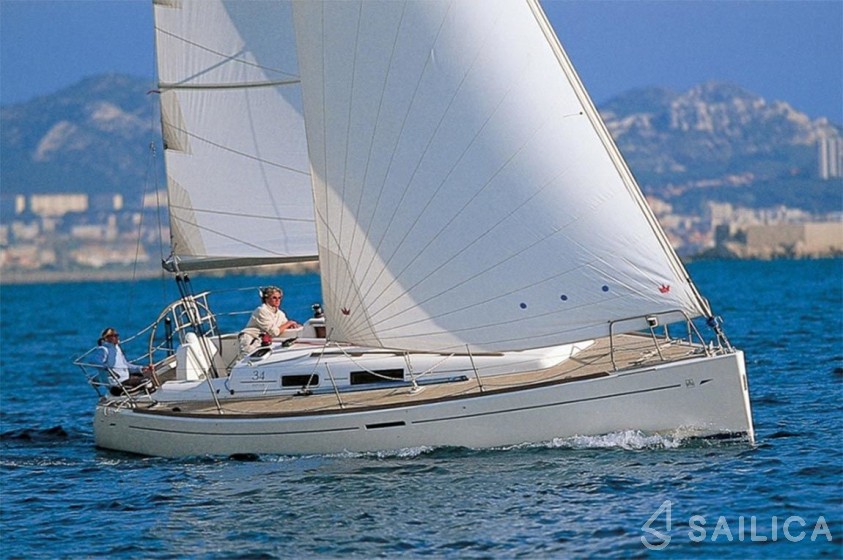 Dufour 34 - Yacht Charter Sailica