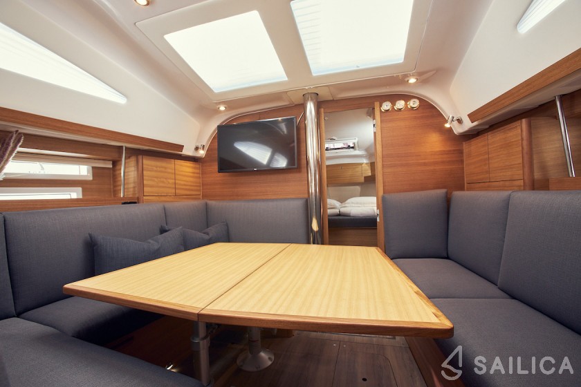 Elan Impression 40.1 - Yacht Charter Sailica