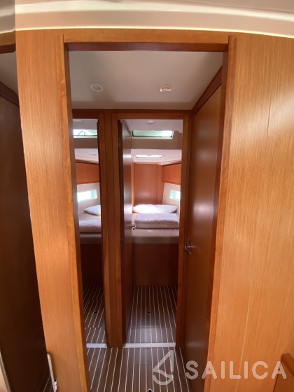 Bavaria C45 - Yacht Charter Sailica