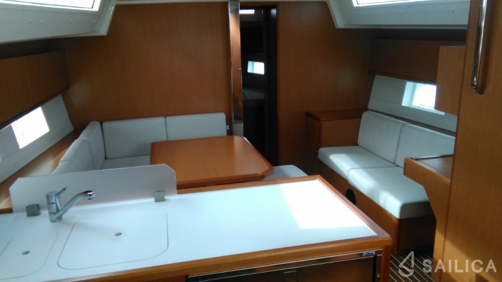 Bavaria C45 - Yacht Charter Sailica