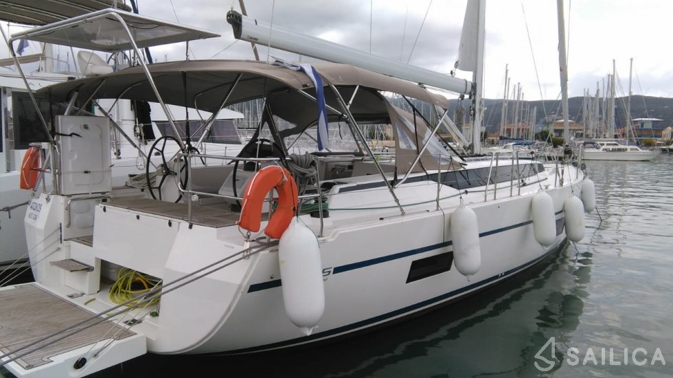Bavaria C45 - Yacht Charter Sailica