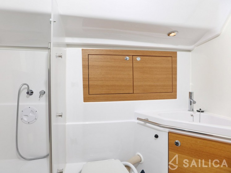 Elan Impression 45.1 - Yacht Charter Sailica