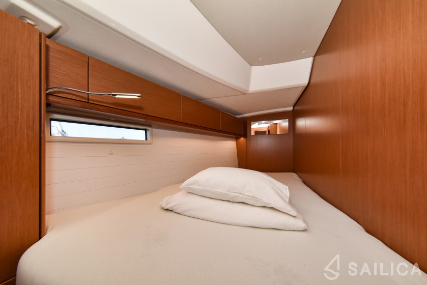 Bavaria 46 Cruiser - Yacht Charter Sailica