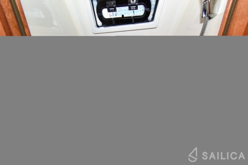 Bavaria 46 Cruiser - Yacht Charter Sailica