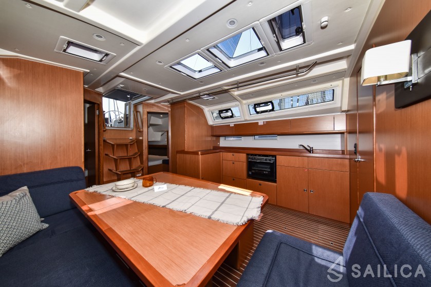 Bavaria 46 Cruiser - Yacht Charter Sailica
