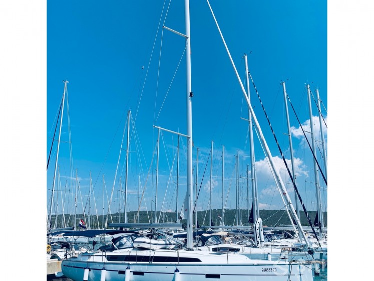 Bavaria 46 Cruiser - Yacht Charter Sailica