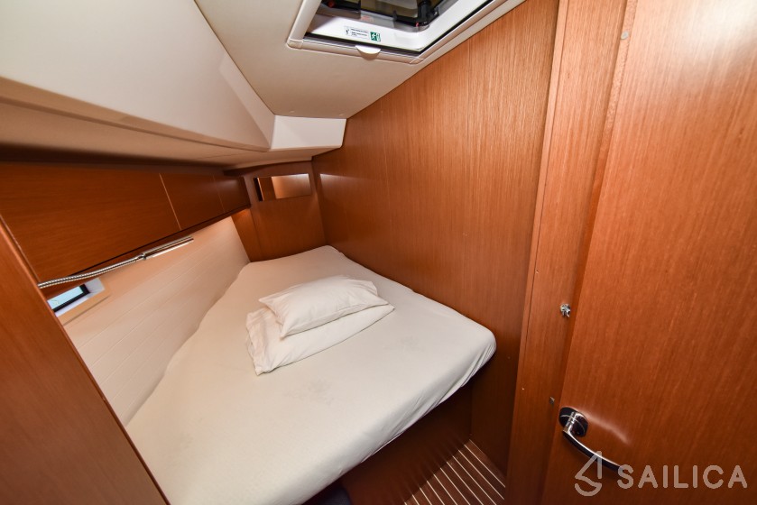 Bavaria 46 Cruiser - Yacht Charter Sailica