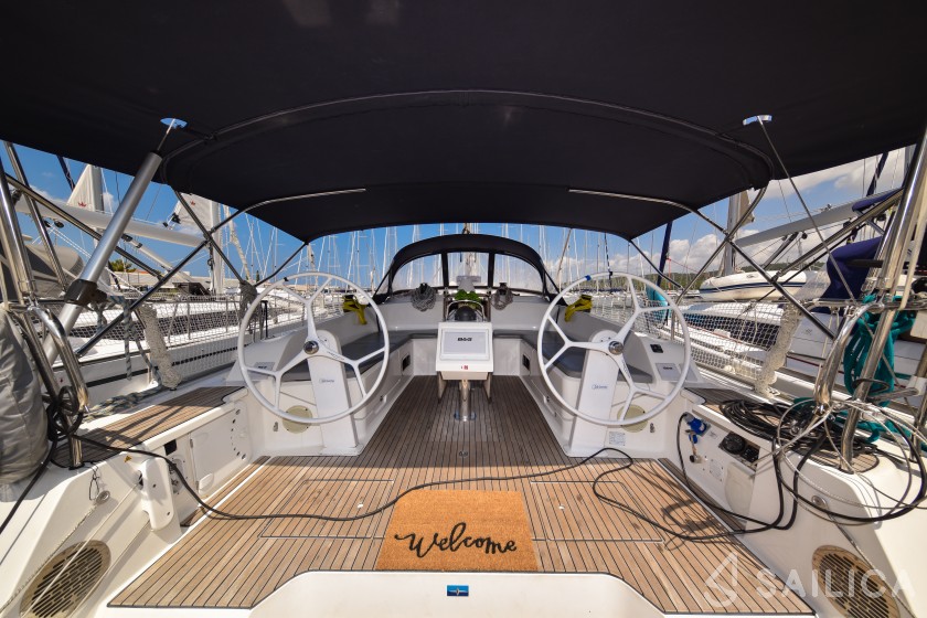 Bavaria 46 Cruiser - Yacht Charter Sailica