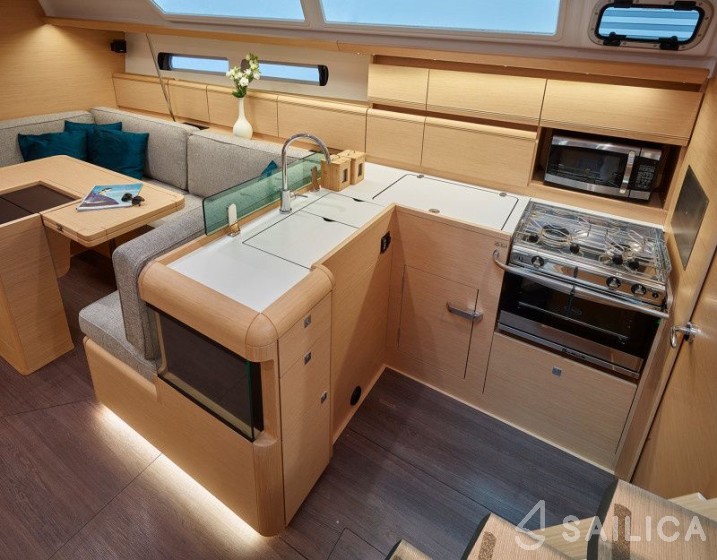 Sun Odyssey 439 - Yacht Charter Sailica