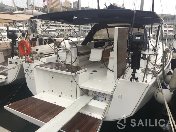 Dufour 460 GL - Yacht Charter Sailica