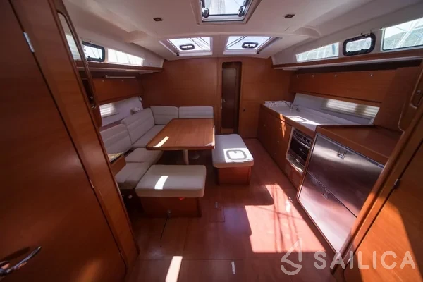 Dufour 460 GL - Yacht Charter Sailica